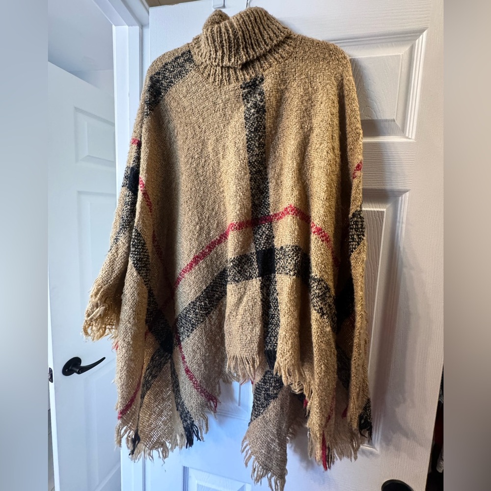 Boutique Pullover Sweater / Poncho